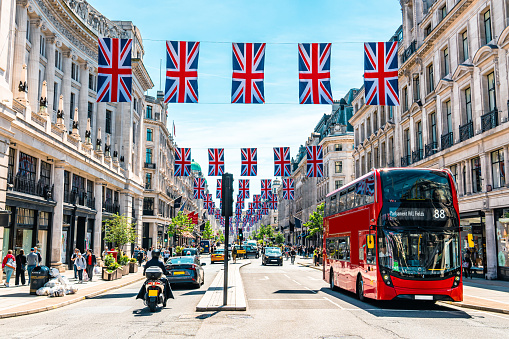 From the Tower of London to Buckingham Palace, the city is full of incredible architecture and history.